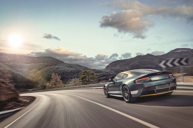 Aston Martin sẽ mang hai phiên bản đặc biệt đến New York 10