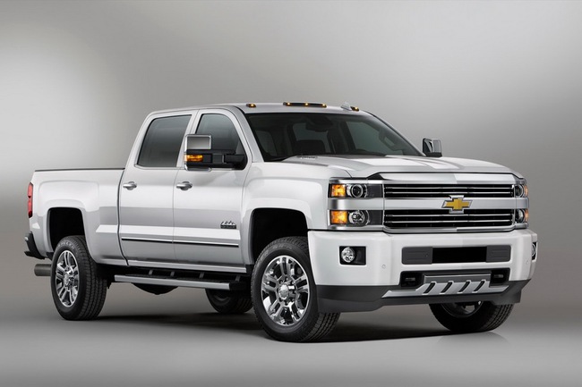 Xế "khủng" Chevrolet Silverado HD High Country chính thức lăn bánh 2