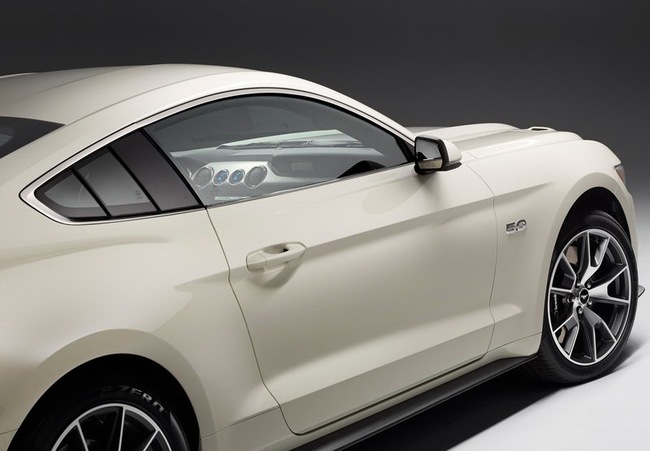 Ford Mustang 50 Year Limited Edition: Phiên bản đặc biệt mừng sinh nhật 15
