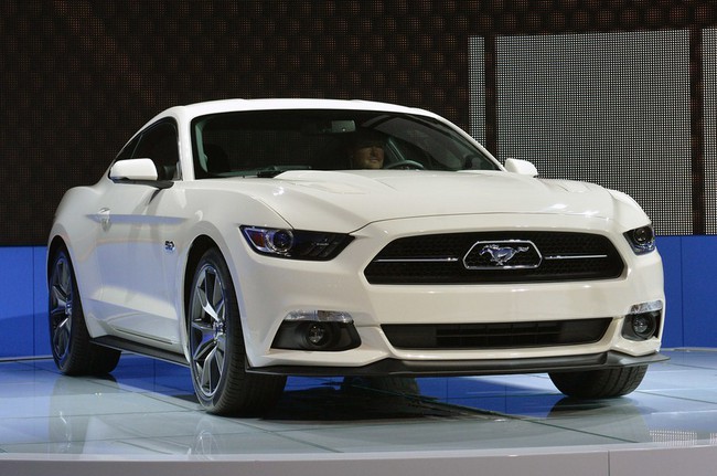 Ford Mustang 50 Year Limited Edition: Phiên bản đặc biệt mừng sinh nhật 27