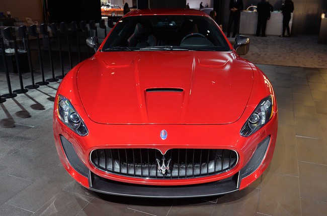 Maserati mang cặp đôi xe đặc biệt đến New York 1