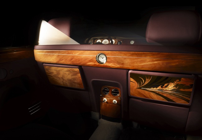 Rolls-Royce Bespoke Phantom Pinnacle Travel: Xế sang đặc biệt cho Trung Quốc 6