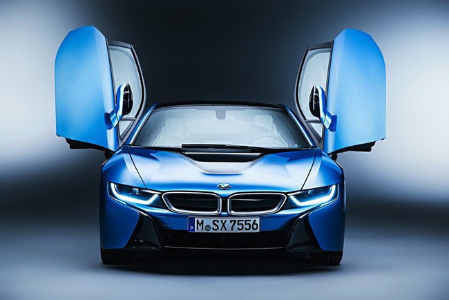 BMW i8 chính thức "lăn bánh" vào tháng 6 này 1
