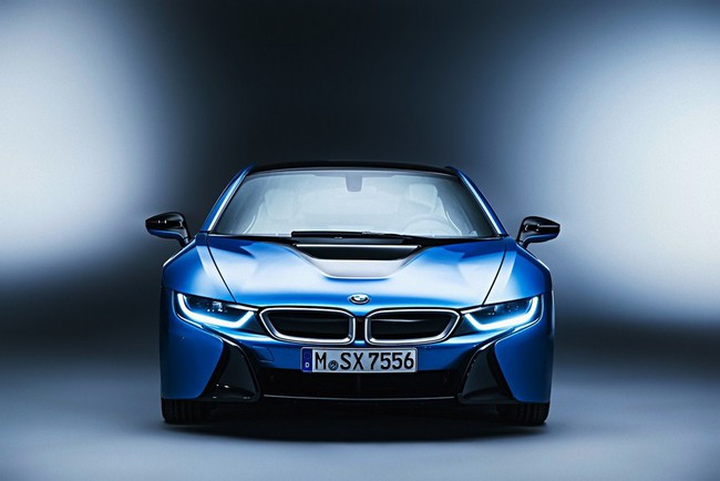 BMW i8 chính thức "lăn bánh" vào tháng 6 này 2