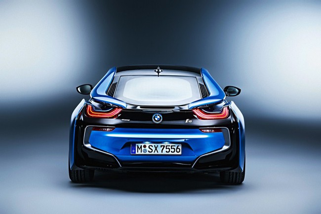 BMW i8 chính thức "lăn bánh" vào tháng 6 này 14