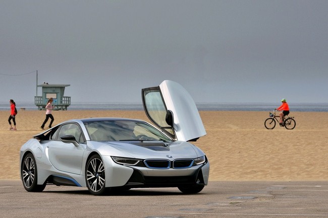 BMW i8 chính thức "lăn bánh" vào tháng 6 này 17