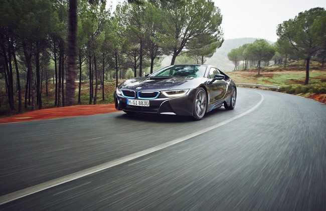 BMW i8 chính thức "lăn bánh" vào tháng 6 này 22