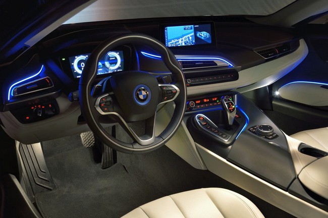 BMW i8 chính thức "lăn bánh" vào tháng 6 này 31