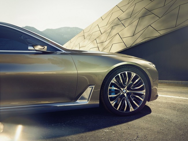 BMW Vision Future Luxury đọ sắc cùng Gran Lusso Coupe 20