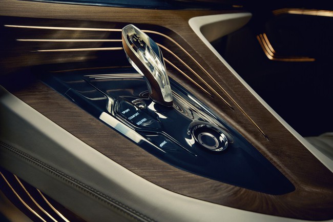 BMW Vision Future Luxury đọ sắc cùng Gran Lusso Coupe 32