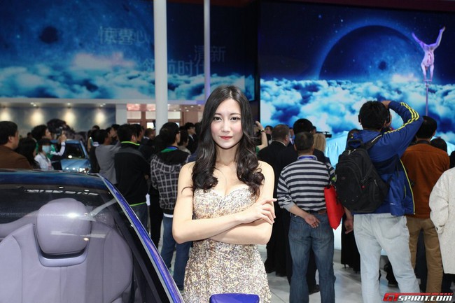 Người mẫu xe hơi khoe sắc tại Bắc Kinh 2