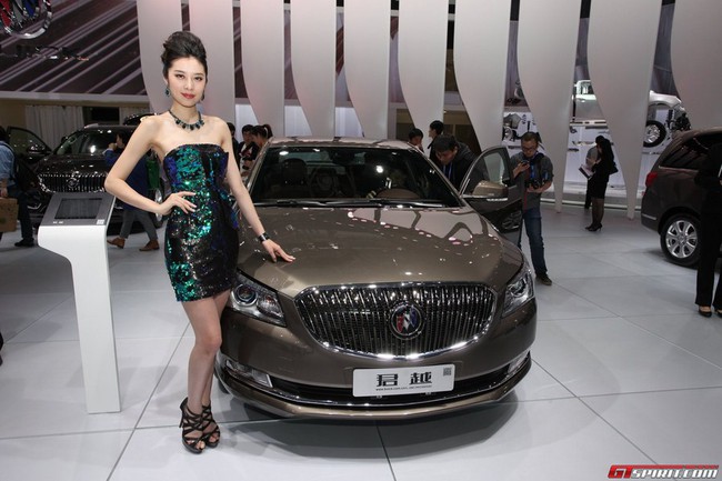Người mẫu xe hơi khoe sắc tại Bắc Kinh 3