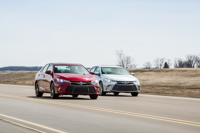 Toyota Camry 2015: Diện mạo mới, trang bị hiện đại hơn 7