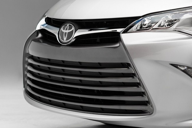 Toyota Camry 2015: Diện mạo mới, trang bị hiện đại hơn 23
