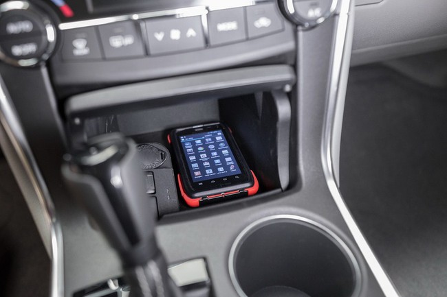 Toyota Camry 2015: Diện mạo mới, trang bị hiện đại hơn 30
