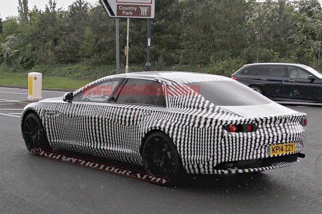 Siêu sedan của Aston Martin xuất đầu lộ diện 9
