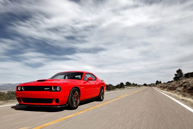 Dodge Challenger SRT Hellcat 2015 - Xe "cơ bắp" cực mạnh mẽ 3