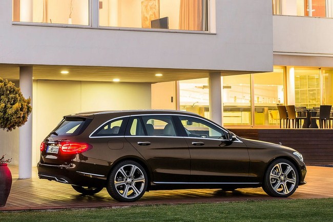 Mercedes-Benz C-Class Estate: Thoải mái hơn với không gian rộng rãi 5