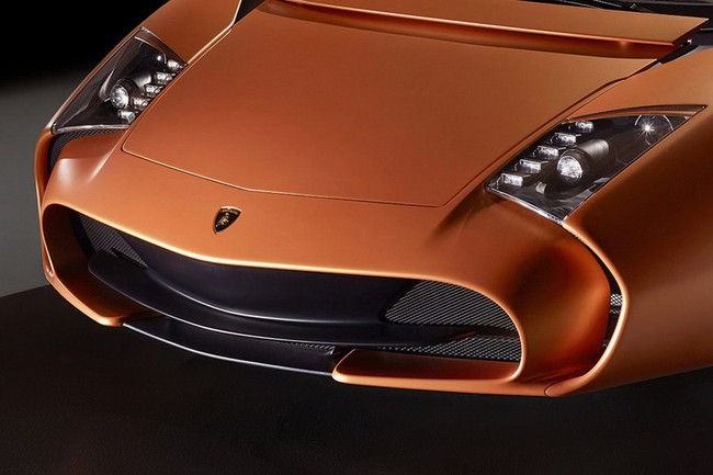 Lamborghini 5-95 Zagato - tương lai trong tầm tay 4