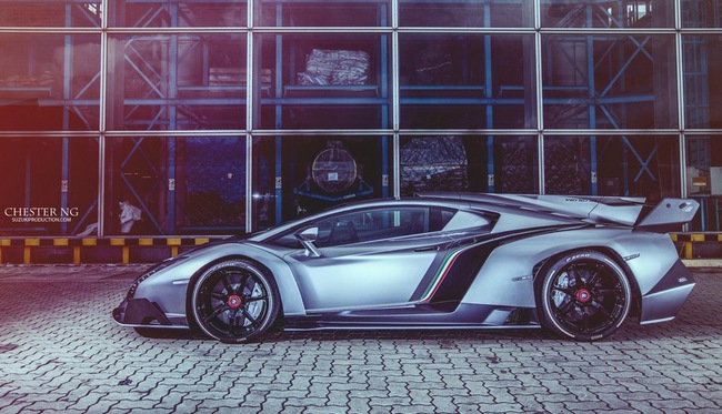 Siêu phẩm Lamborghini Veneno đầu tiên đến châu Á 1