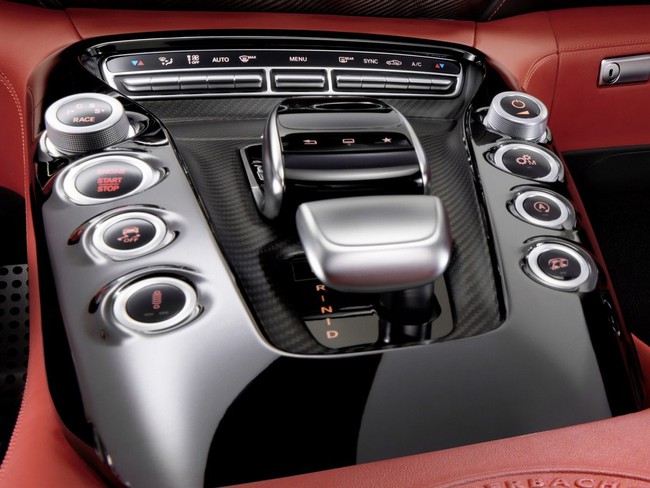 Hé lộ hình ảnh siêu xe Mercedes-Benz AMG GT 2