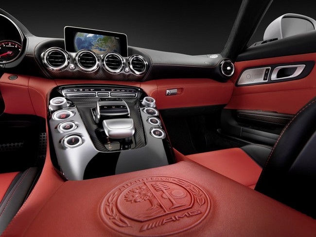 Hé lộ hình ảnh siêu xe Mercedes-Benz AMG GT 3