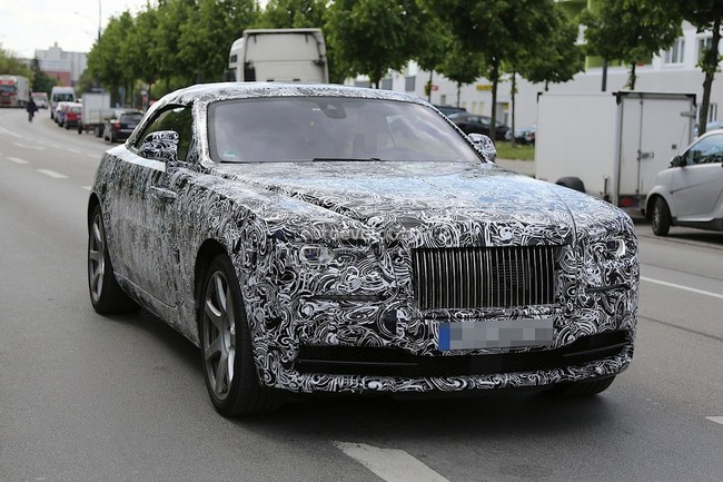 Rolls-Royce Wraith mui trần lần đầu lộ diện 2