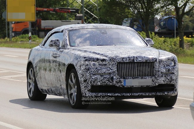 Rolls-Royce Wraith mui trần lần đầu lộ diện 14