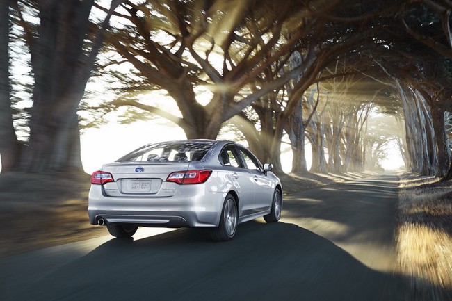 Công bố giá bán Subaru Legacy 2015 4