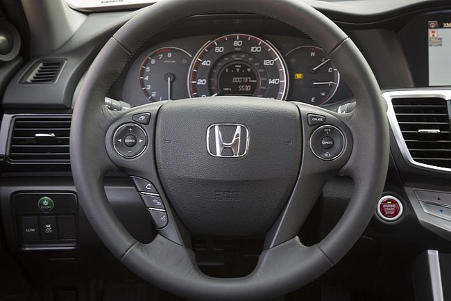 Honda giới thiệu Accord 2014 với một số nâng cấp nhỏ 4