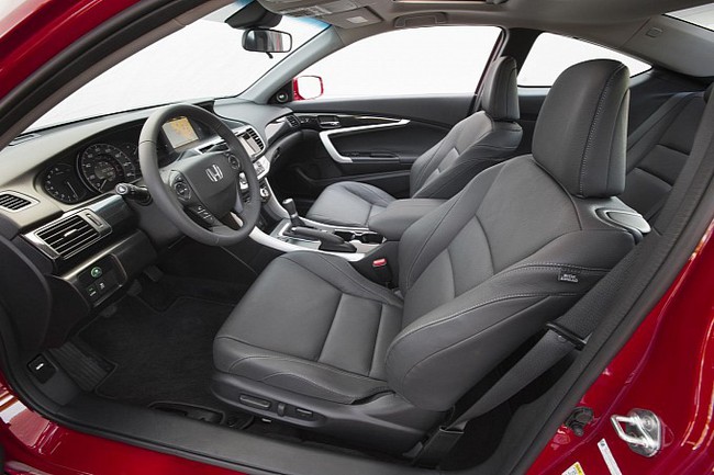 Honda giới thiệu Accord 2014 với một số nâng cấp nhỏ 5