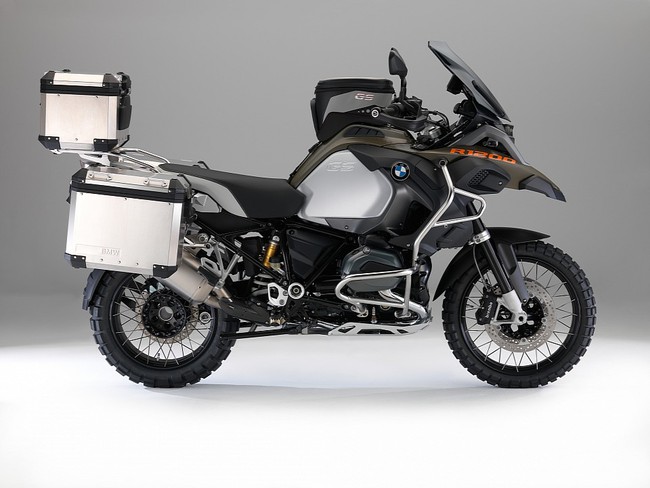 Hé lộ hình ảnh mới của BMW R1200GS Adventure 2014 21