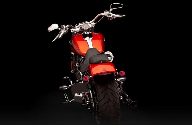CVO Breakout 2014 - Niềm tự hào mới của Harley Davidson 5