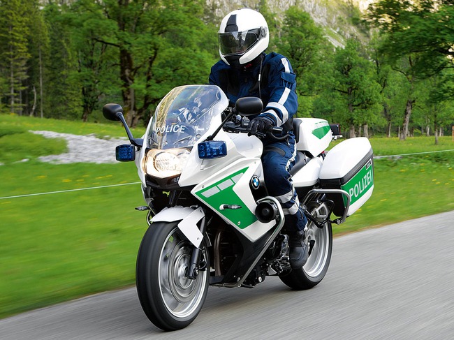 BMW trình làng hàng loạt phiên bản môtô dành cho cảnh sát 5