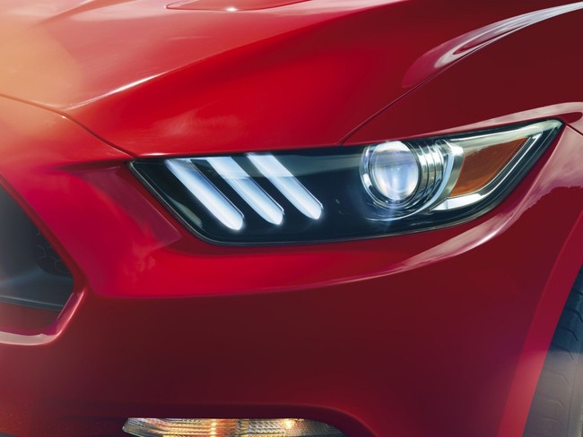 Ford Mustang 2015 chính thức lộ diện 6