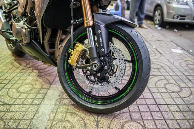 Ảnh sống Kawasaki Z1000 2014 tại Việt Nam 13