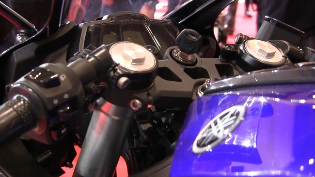 Yamaha YZF-R125 trở lại với phiên bản 2014 cực kỳ ấn tượng 4