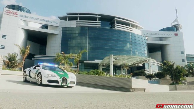 Siêu xe Bugatti Veyron gia nhập lực lượng Cảnh sát Dubai 8