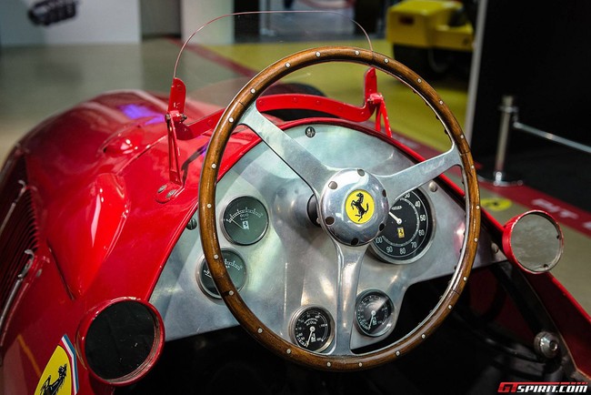 Choáng ngợp với Viện bảo tàng Ferrari tại Ý 17
