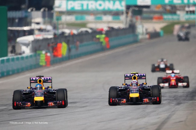 Malaysian Grand Prix: Mercedes tiếp tục phô trương sức mạnh 3