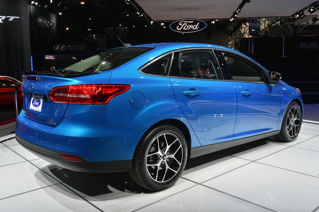 Ford Focus 2015 xuất hiện với diện mạo mới 3