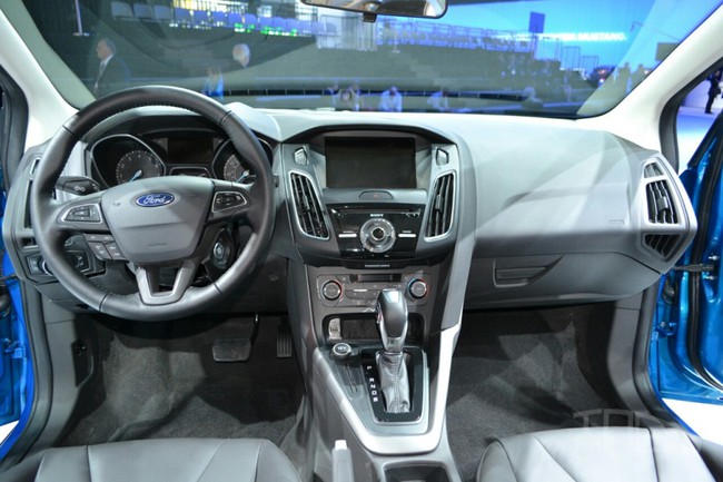 Ford Focus 2015 xuất hiện với diện mạo mới 14