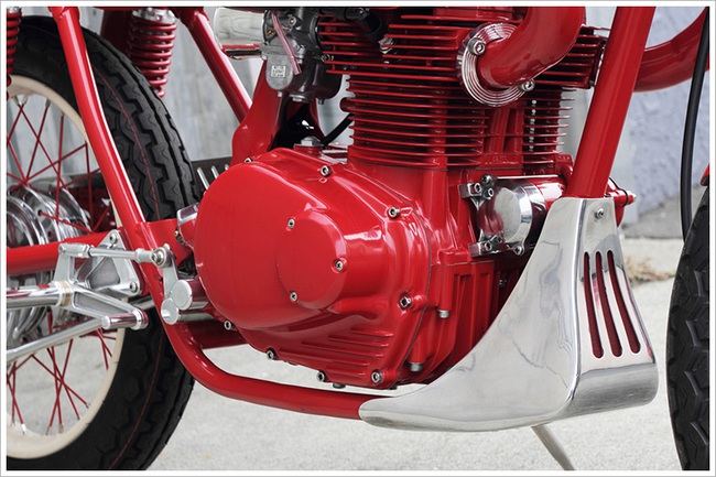 Honda CB350 The Red Rocker - Nổi bật và không giống ai 10