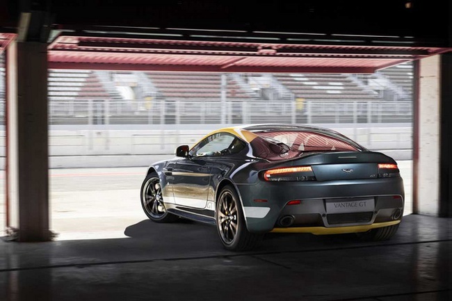 Aston Martin V8 Vantage GT: Rẻ hơn nhưng mạnh mẽ hơn 2