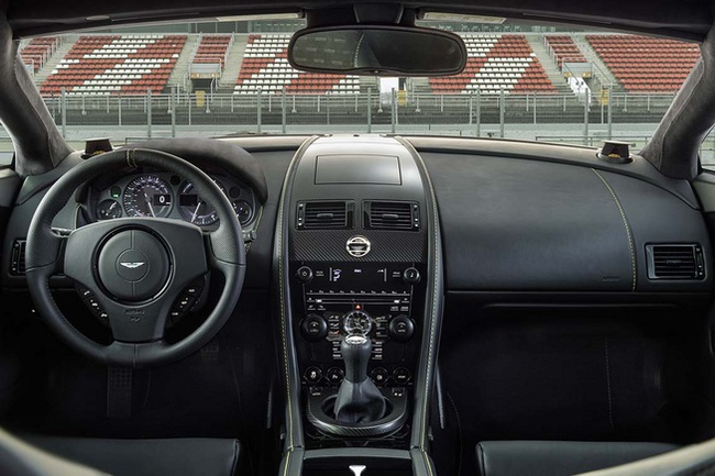 Aston Martin V8 Vantage GT: Rẻ hơn nhưng mạnh mẽ hơn 10