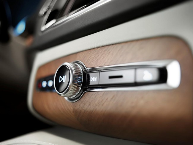 Chi tiết nội thất sang trọng của SUV Volvo XC90 10