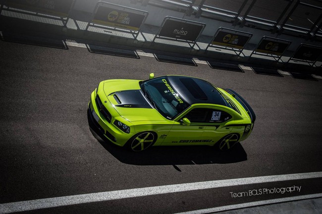 Camaro và Corvette muôn màu muôn vẻ tại Ý 8