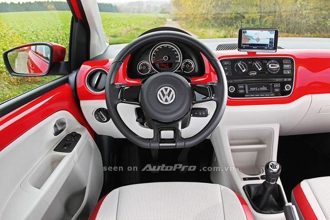 Volkswagen eco Up! - Xe nhỏ cực  linh hoạt với 3 bình nhiên liệu 6
