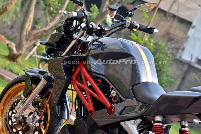 Honda Tiger Revo độ theo phong c&aacute;ch Ducati Monster 5