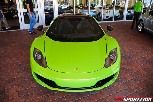 McLaren MP4-12C sơn màu Lamborghini 5